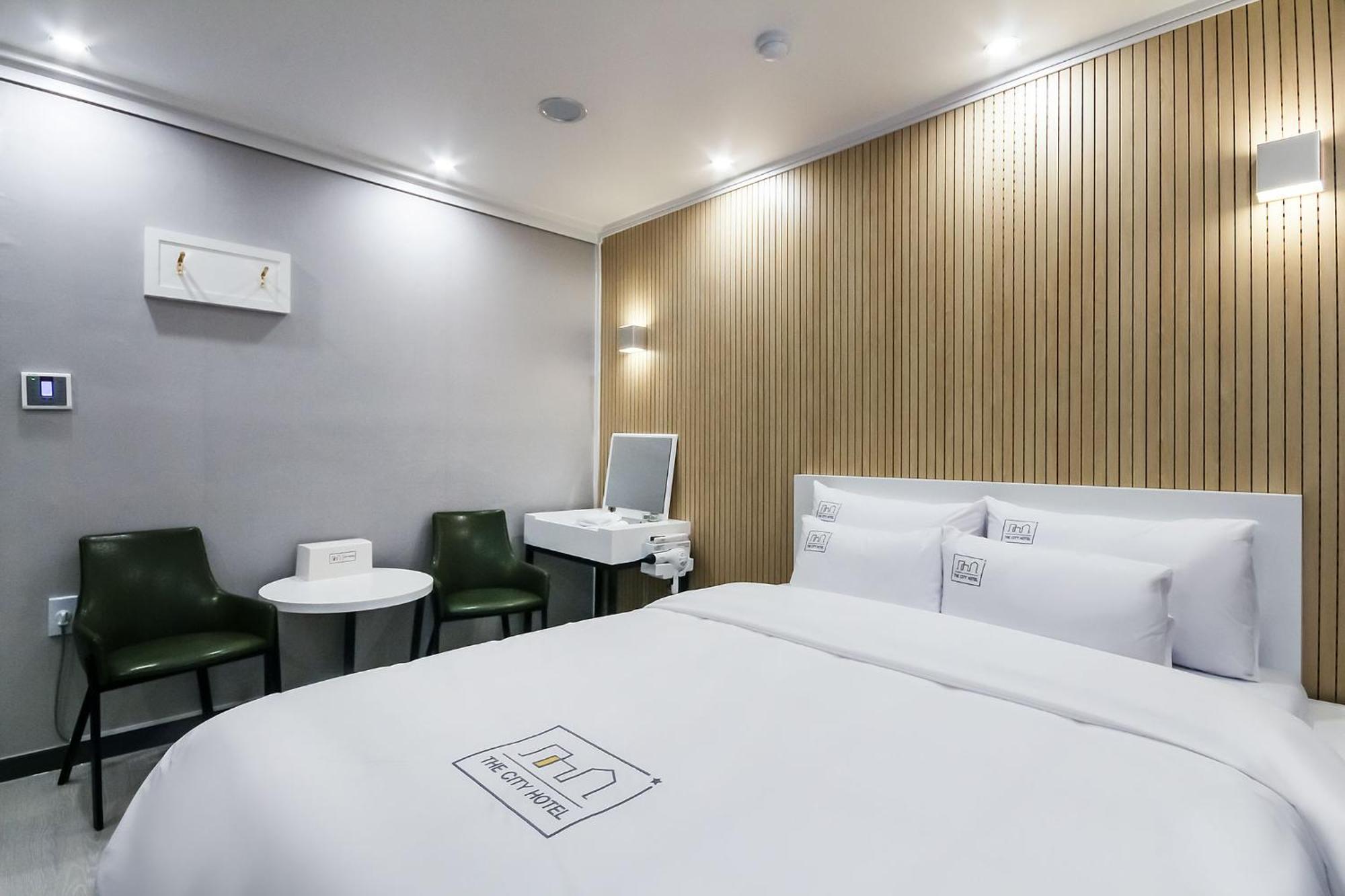 Hotel The City Gwangju Metropolitan City Exterior photo